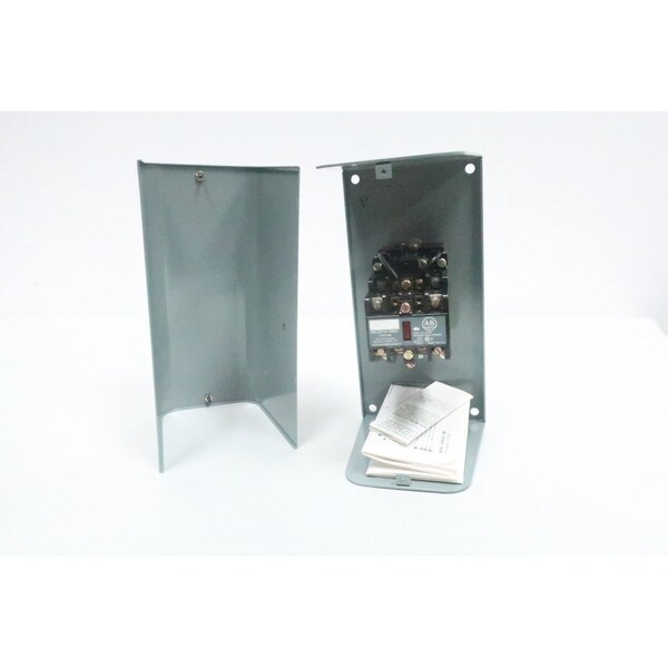 Relevador de control de CC Allen Bradley 115-125V-DC - 700DC-NM401Z1