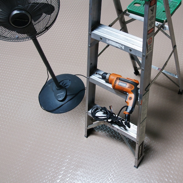Rubber-Cal Metalic Flooring, 2.5mm thick, Beige - 03-W266
