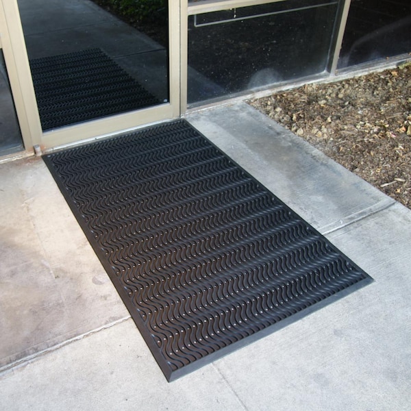 Rubber-Cal Ultra-Scraper Outdoor Rubber Commercial, 2.5mm thick, Black - 03-213-BK
