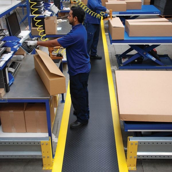 Notrax Antifatigue Mat, 5 ft. L x 3 ft. W, 1/2" Thickness, Closed Cell PVC Foam, Bubble, Black/Yellow - 417S0035BY