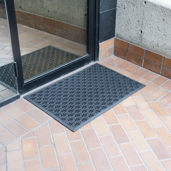 Rubber-Cal Drainage Door Mat, Rubber, 0.38 in Thick, Black - 03-236-DR
