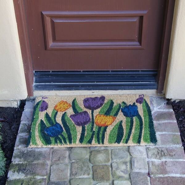 Rubber-Cal "Tulip Garden" Decorative Coir Outdoor Front Doormat, 18 x 30-Inch - 10-102-006