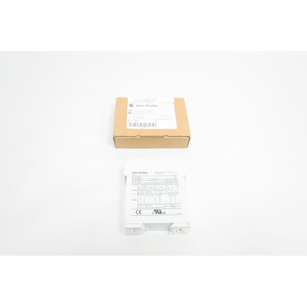 Protección con termistor Allen Bradley 24240VAc 24240VDC, 817E2 - 817-E2
