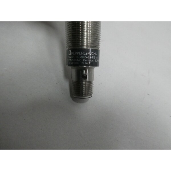 Sensor de proximidad inductivo de 10-30V-DC - NMB5-18GM65-E2-FE-V1 de Pepperl Fuchs