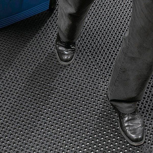 Notrax Drainage Entrance Mat, Rubber, 5/32 in Thick, Black, 3 ft W x 5 ft L - 599S0035BL