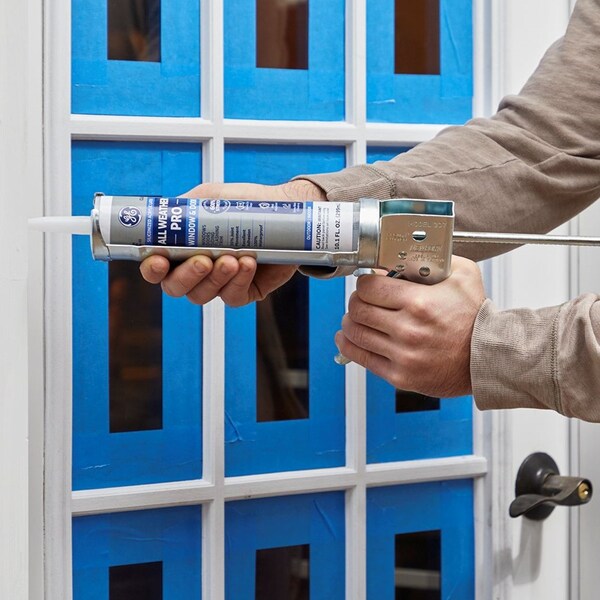 Ge GE All Weather Pro White Acrylic Latex Window and Door Caulk Sealant 10.1 oz - 2737280