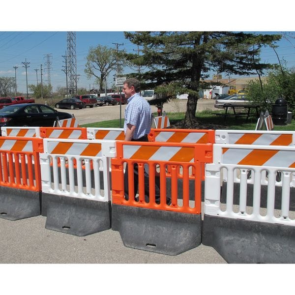 Zoro Select Crowd/Traffic Control Barricade, Polyethylene, 9 lb, Orange - CSP-SW38-O-HIPFRHL