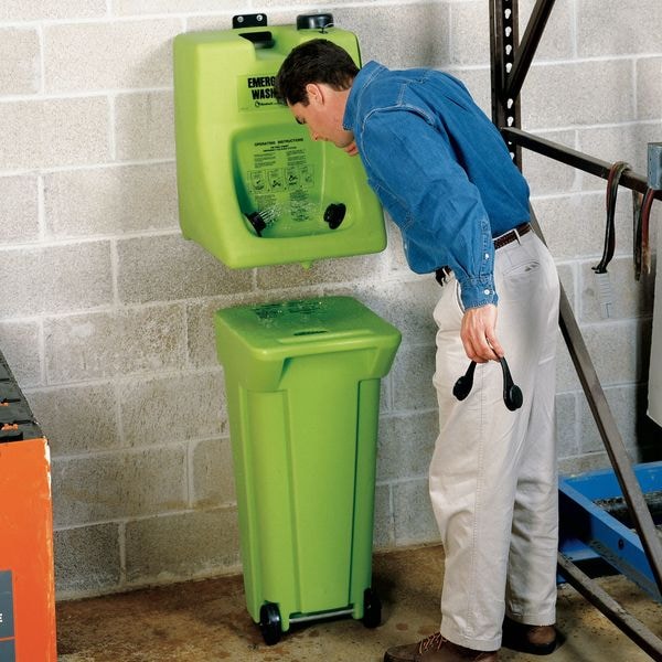 Honeywell Eyesaline; Porta Stream I Eyewash Station in Green - 32-000511-0000