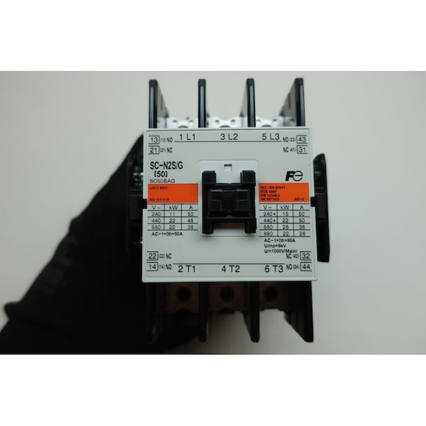 Contacto de CA de 40Hp de 48A de 24V-CC de Fuji Electric - SC-N2S/G 3GC2F0M22