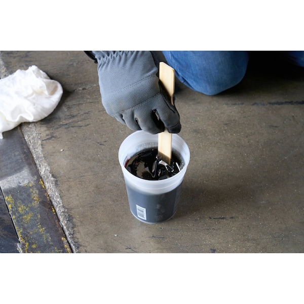 Rust-Oleum Concrete Repair Compound, 1 gal, Gray - 392538