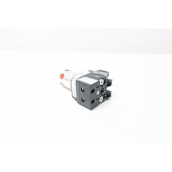 Allen Bradley BOTÓN DE PRESIÓN ILUMINADO ÁMBAR 12-130V-CA 12-130V-CC - 800TC-QAH2A