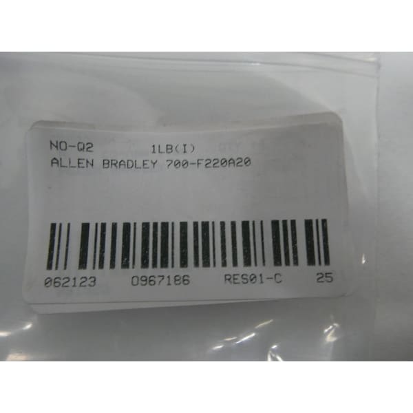 Relevador de control de corriente alterna de 208V - 700-F220A20 de Allen Bradley