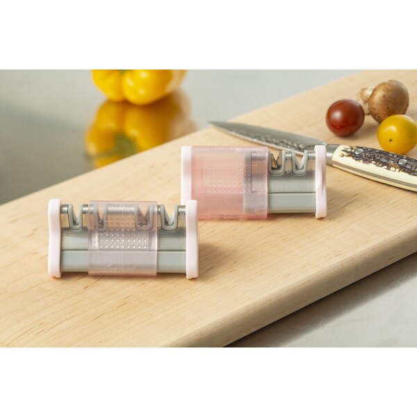 Smiths Consumer Products 2023 Smith'S Slide Sharp Edge Grip 2-Slot Pink - SMI-51134
