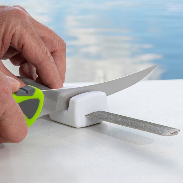Smiths Consumer Products 2023 Smith'S Lawaia Diamond Hook And Knife Sharpener - SMI-50925