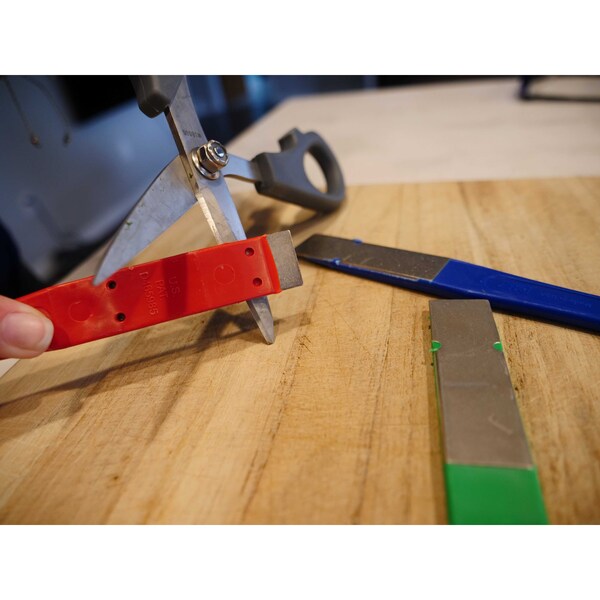 Dmt Hone Set, 7 in W, 3/4 in L, 3/16 in H, Diamond, 9, 25, 45 Grit, Blue/Green/Red - D2K