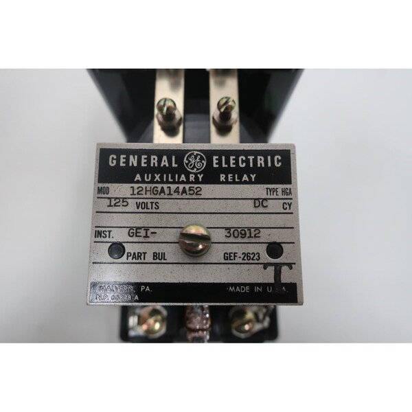 Relevador auxiliar de 125Vcd GE - 12HGA14A52