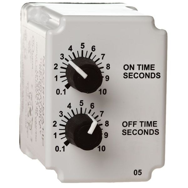 Retardo de tiempo de relé Macromatic, 120VAC/DC, 10A, DPDT, 3 seg. - TR-55122-12