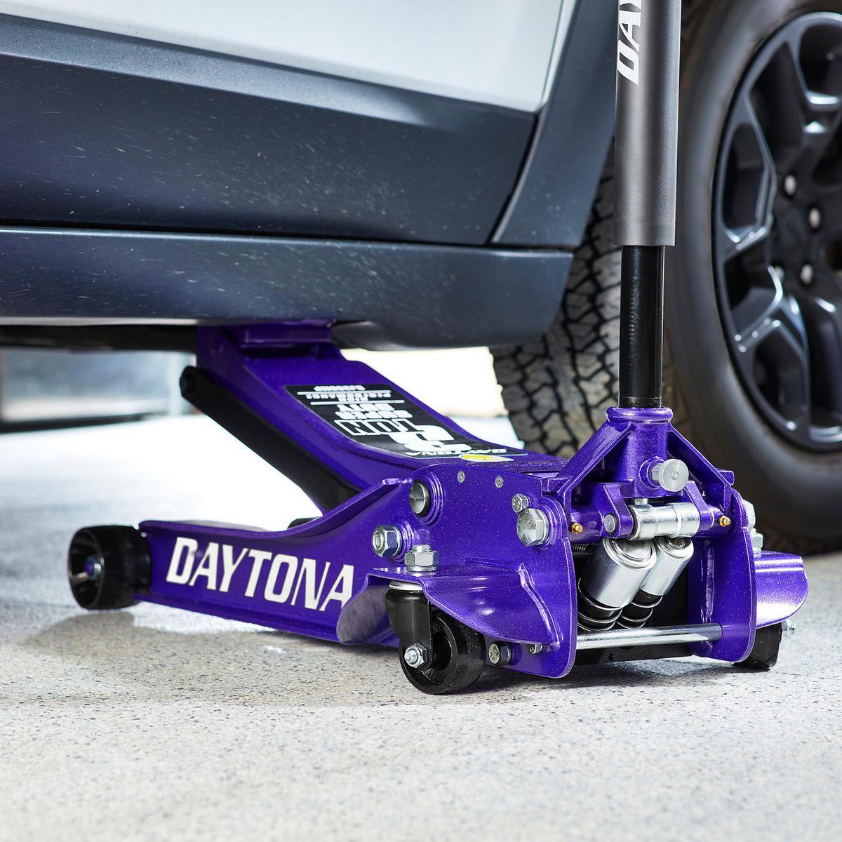 Gato de piso super resistente de perfil bajo de 3 toneladas Daytona con RAPID PUMP, color morado metálico - 70611