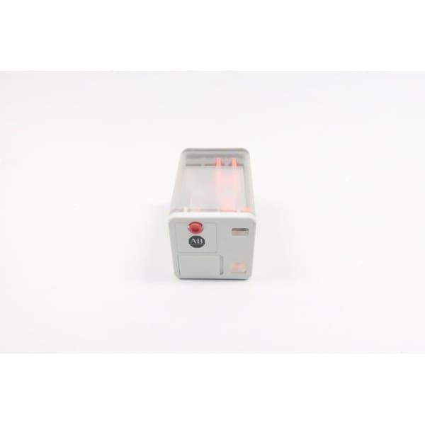 Relevador de conexión de 240VCA Allen Bradley - 700-HA33A2-1-4L