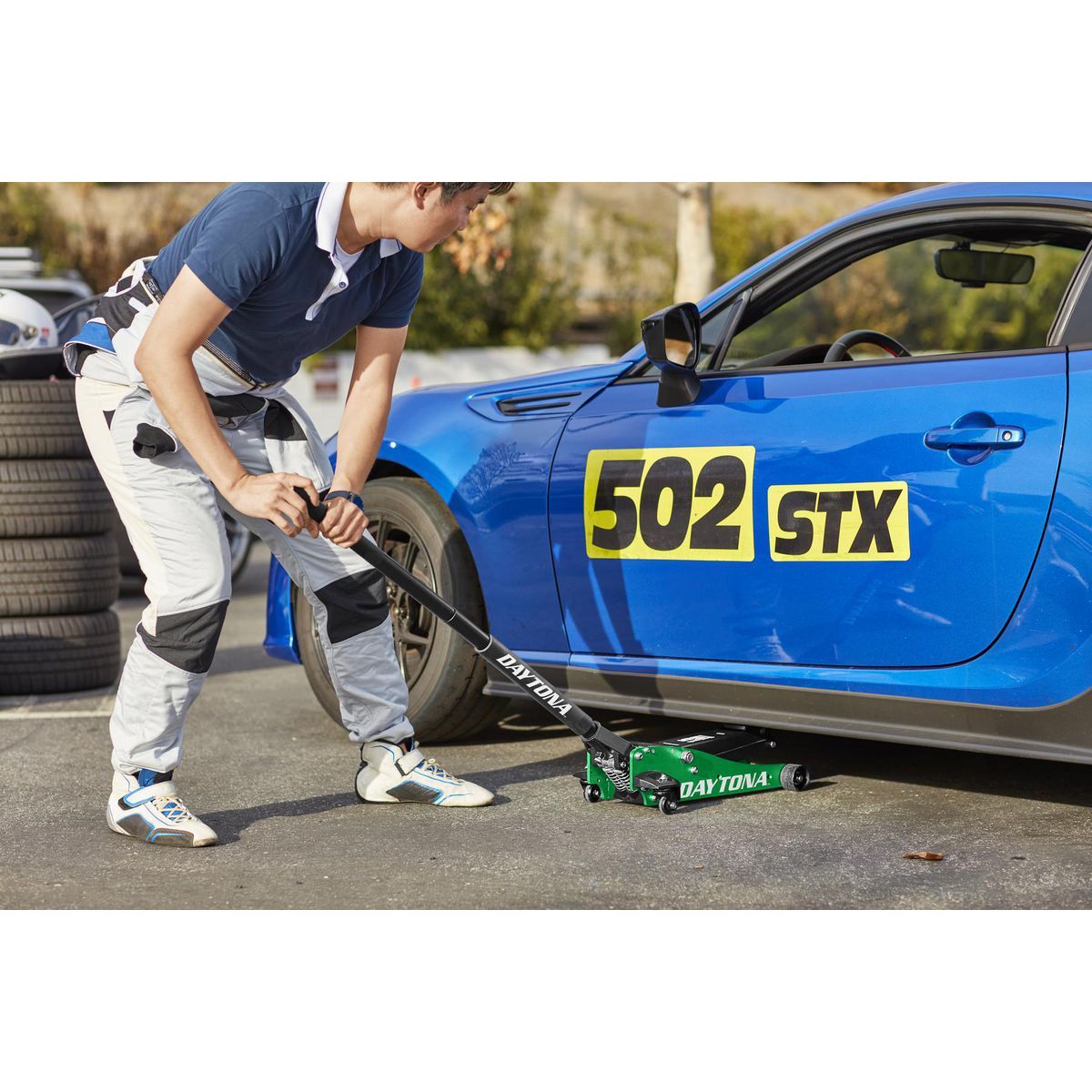 Gato de piso de aluminio de la serie profesional de carreras Daytona 1.5 toneladas con BOMBA RÁPIDA - 58206