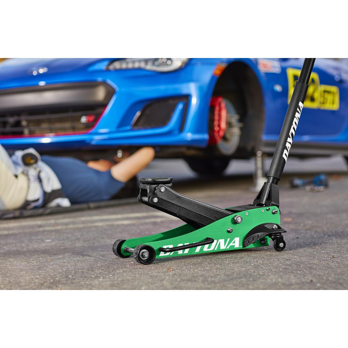 Gato de piso de aluminio de la serie profesional de carreras Daytona 1.5 toneladas con BOMBA RÁPIDA - 58206