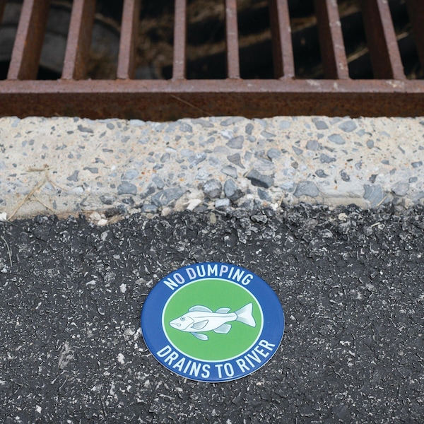 Pig No Dumping Sign, Circle, 4 in x 4 in, PK10 - SGN8200-656