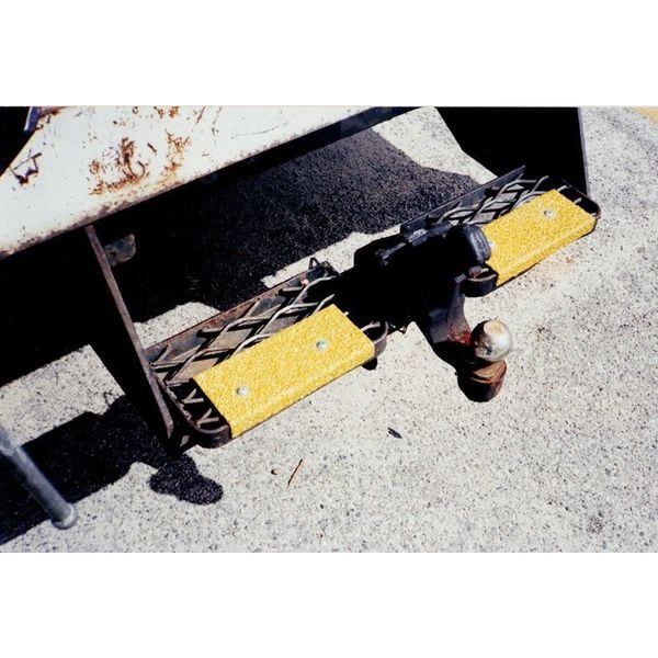Vigil Antislip Anti-Slip Stair Nosing, Yellow, 23-5/8in W, 02-610 - 02-610