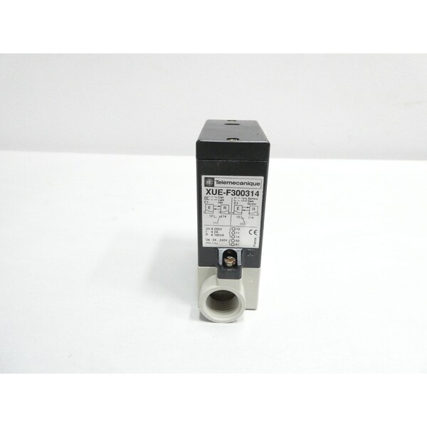 SENSOR FOTOELÉCTRICO 24-240V-AC 24-240V-DC - XUE F300314H7 de Telemecanique Sensors