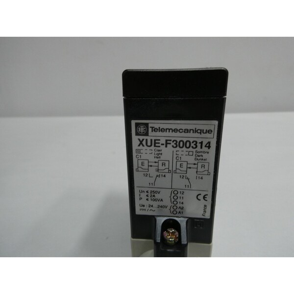 SENSOR FOTOELÉCTRICO 24-240V-AC 24-240V-DC - XUE F300314H7 de Telemecanique Sensors
