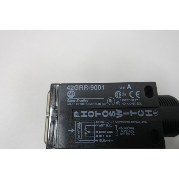 Allen Bradley PHOTOSWITCH TRANS BEAM RECEIVER SENSOR 20-40V-AC 10-55V-DC OTHER SENSOR - 42GRR-9001

Sensor receptor de haz de transmisión de PHOTOSWITCH de Allen Bradley 20-40V-CA 10-55V-CD OTRO SENSOR - 42GRR-9001
