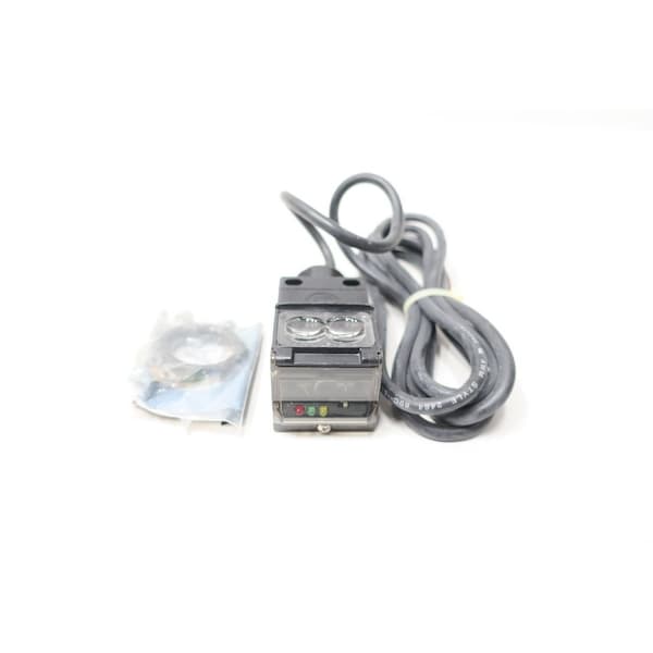 Allen Bradley PHOTOSWITCH TRANS BEAM RECEIVER SENSOR 20-40V-AC 10-55V-DC OTHER SENSOR - 42GRR-9001

Sensor receptor de haz de transmisión de PHOTOSWITCH de Allen Bradley 20-40V-CA 10-55V-CD OTRO SENSOR - 42GRR-9001