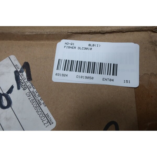 Controlador de nivel digital Fisher FIELDVUE 12-30V-DC OTROS SENSORES Y TRANSMISORES DE NIVEL - DLC3010