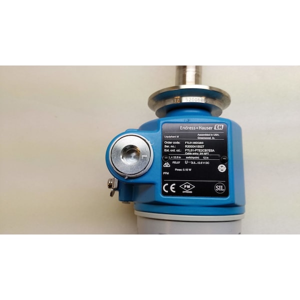 Endress Hauser Liquiphant Punto de conmutación de nivel 9.5-12.5V-CC Otro interruptor de nivel - FTL51-PTE2CB7E5A