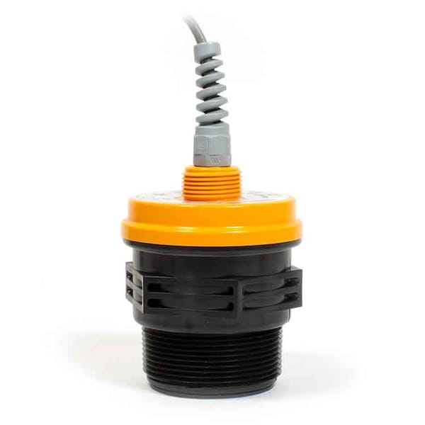 Sensor de nivel ultrasónico Apg rango 0.5 - 35 pies, 2” MNPT, Salida 0-2.5 V / 0-5 V, cable de 6 pies - IRU-9429-C6