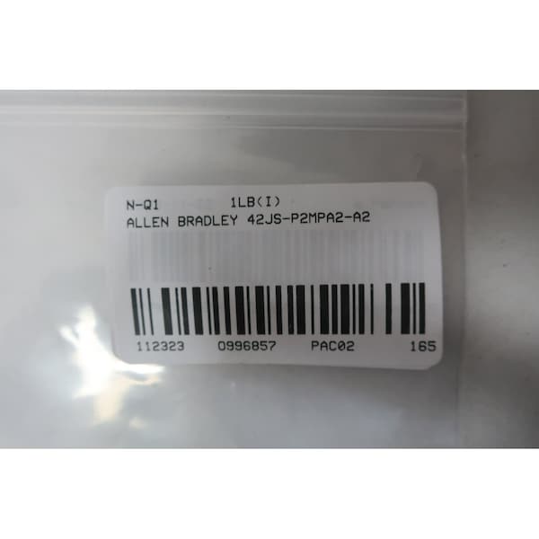 Allen Bradley VISISIGHT PHOTOSWITCH SENSOR RETRORREFLECTANTE 10-30V-DC SENSOR FOTOELÉCTRICO - 42JS-P2MPA2-A2