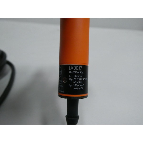 SENSOR DE PROXIMIDAD IFM 20-250V-AC 20-250V-DC - IA0017 IA-2010-ABOA/6M