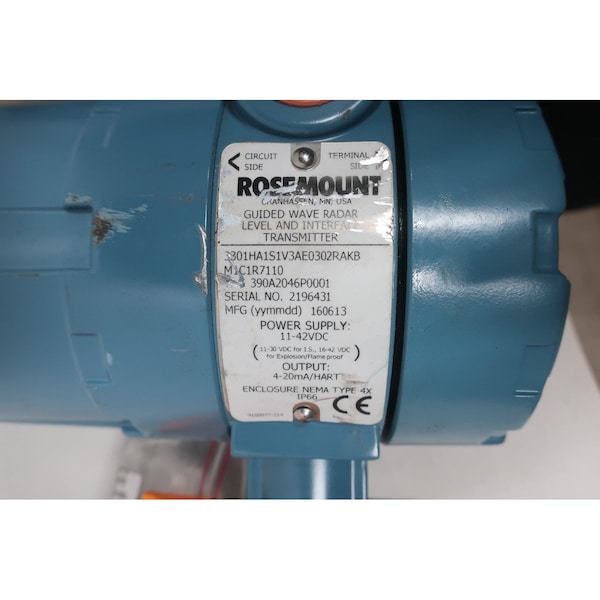 Sensores de nivel de radar y transmisor Rosemount 11-42V-DC - 3301HA1S1V3AE0302RAKBM1C1R7110
