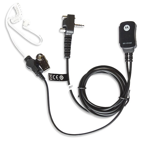 Motorola Surveillance Kit, 3 ft. Cord L, Black - AAL83X501 MH-101A4B