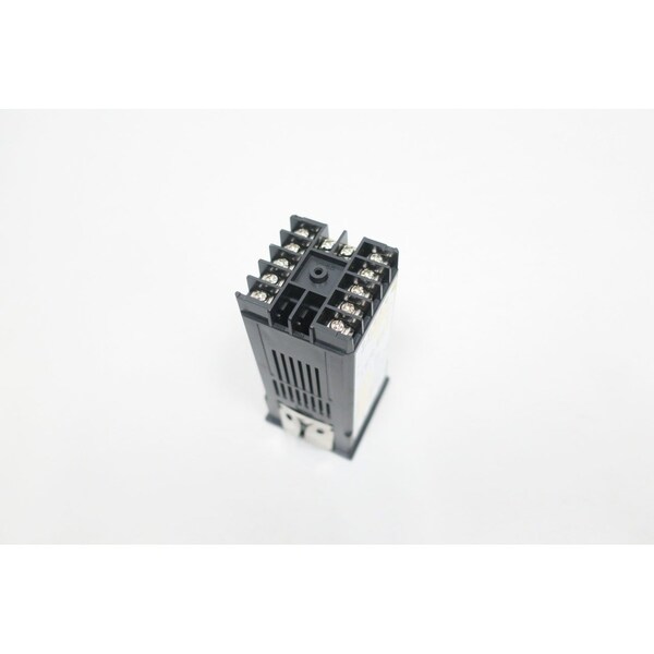 Carcasa del controlador de temperatura Rkc 100-240VCA con partes y accesorios RTD y termopar - C100FDA1-M*AP