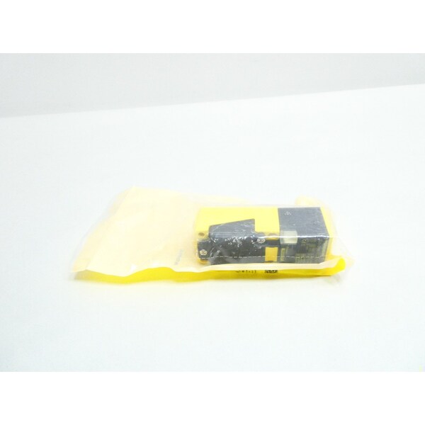Sensor de proximidad Turck 20-250V-AC 10-300V-DC - BI15-CP40-FZ3X2/S10 13410