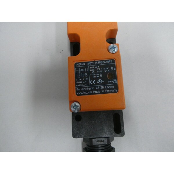 Sensor de proximidad inductivo IFM 20-250V-AC 20-250V-DC - IM0020 IME2015BFBOA/NPT