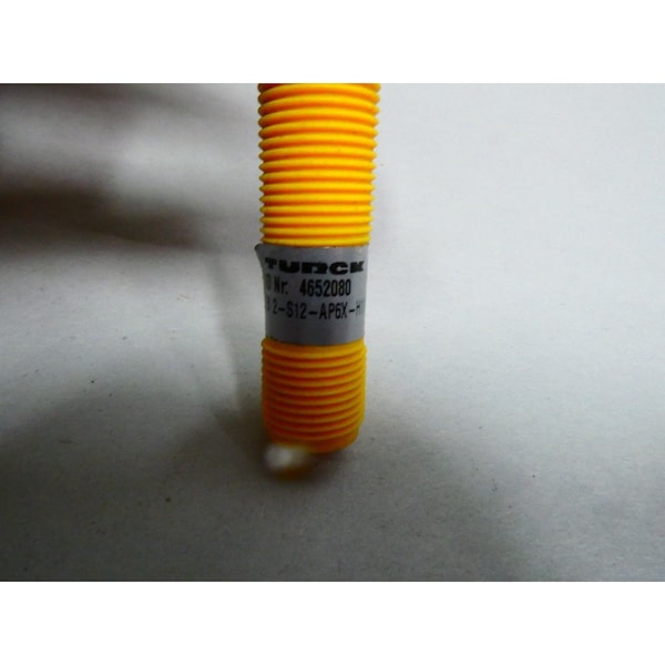 SENSOR DE PROXIMIDAD INDUCTIVO DE 10-30V-DC - BI2-S12-AP6X-H1141/S591