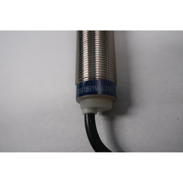Interruptor de proximidad inductivo Telemecanique Sensors Xs618B1Mal01G 24-240V-Ac/Dc