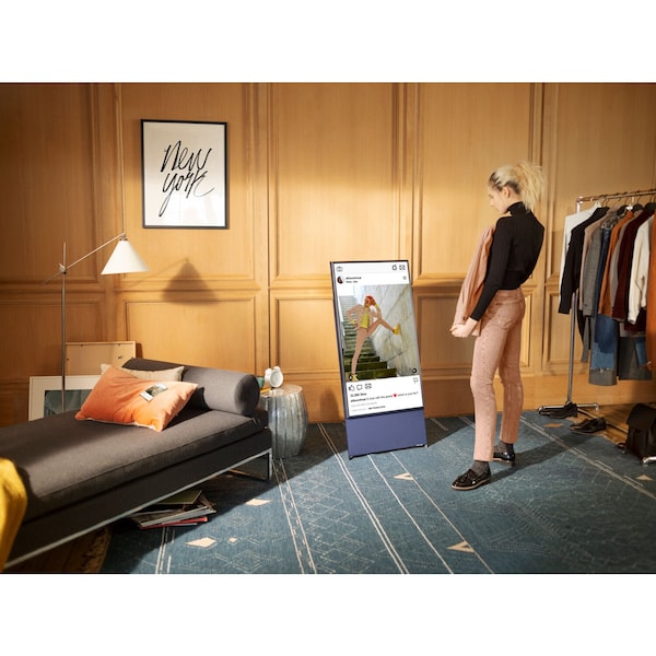Samsung 43in Class The Sero QLED 4K UHD HDR Smart TV 2022 - QN43LS05BAFXZA