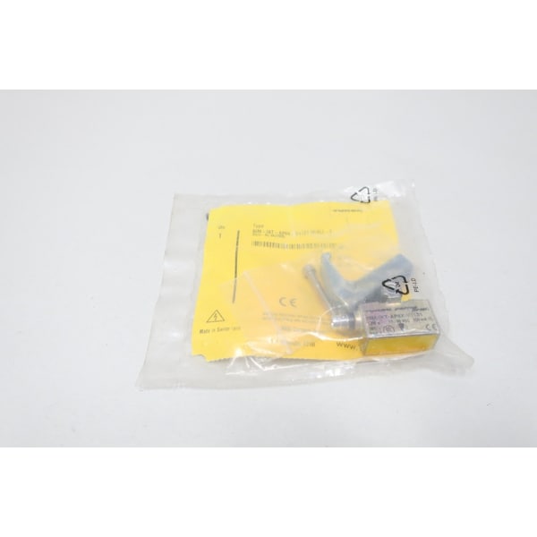 Sensor de campo magnético Turck 10-30V-DC OTRO SENSOR - BIM-IKT-AP6X-V1131 CON KLI-3