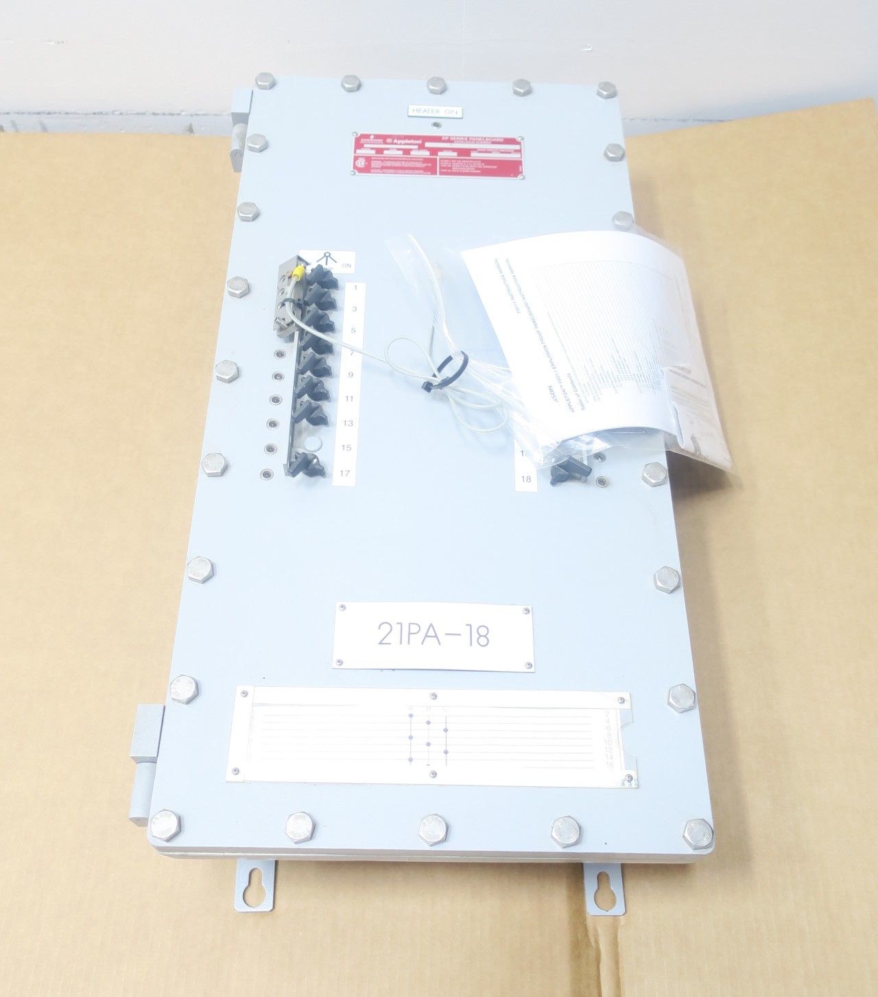 APPLETON XPB32252L.Y217 XP SERIES 225A AMP 3PH 120/208V-AC 4W POWER ...