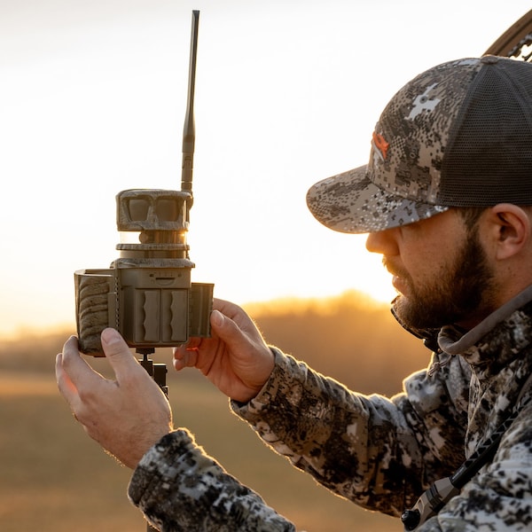 Stealth Cam Revolver 1080p 36.0-MP 360Deg Cellular Trail Camera for Verizon and AT&T - STC-RVLR