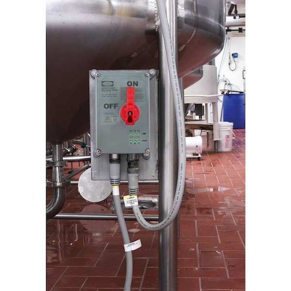 Interruptor de desconexión no fusible Hubbell con iluminación LED, 30 A, 600V CA, 3 polos, NEMA 4X - HBLDS3P.
