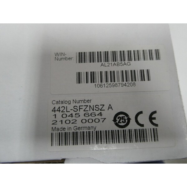 Allen Bradley SAFEZONE SINGLEZONE SAFETY SCANNER LASER SENSOR - 442L-SFZNSZ

Detector de seguridad láser de zona única SAFEZONE de Allen Bradley - 442L-SFZNSZ