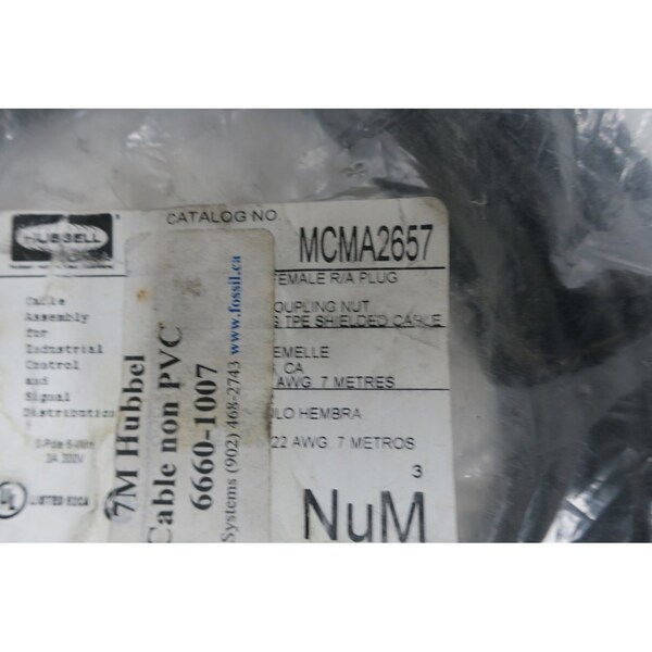 Conector Hembra R/A de dos llaves Acoplamiento rápido Hubbell Cable de 7M - MCMA2657